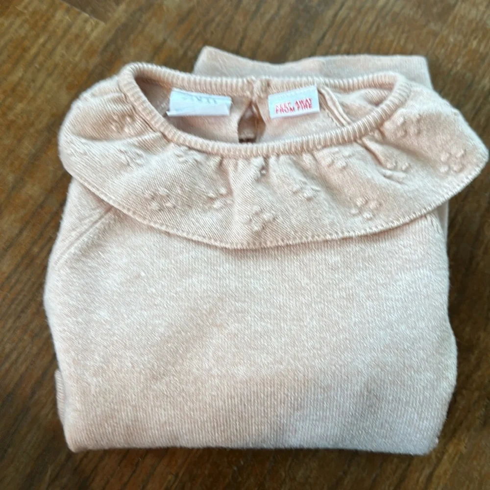 Zara Pink Sweater - Picture 7 of 8